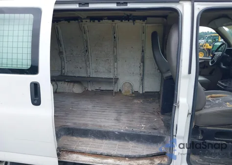 2011 Chevrolet Express 2500 Work Van из США, поврежденный, VIN 1GCWGFCA7B1178658